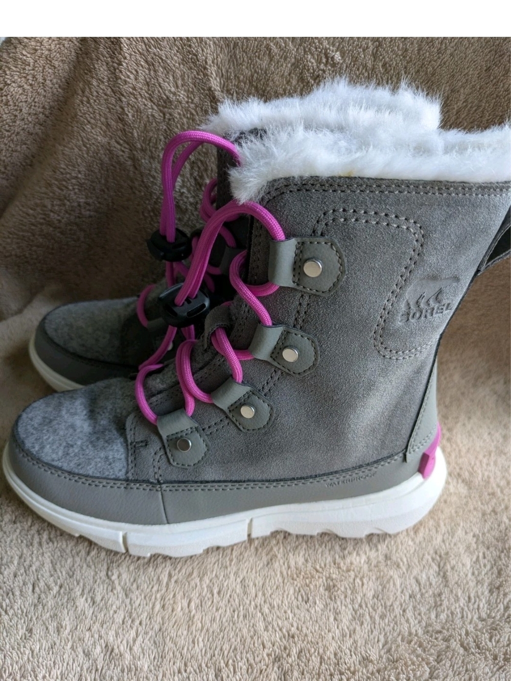 SOREL Explorer Waterproof Boots Kids~Girl's Size 1 Gray With Pink NEW!